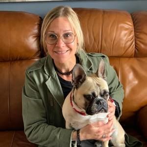 Meet your Posher, Julie